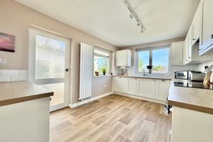 Kitchen- click for photo gallery